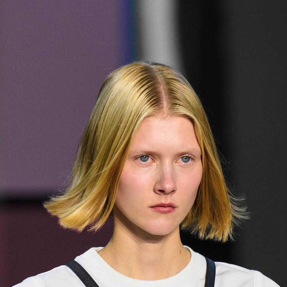 Classic Chin Length Dark Brown Bob Classic Chin Length Dark Brown Bob — Jaw Length Bob