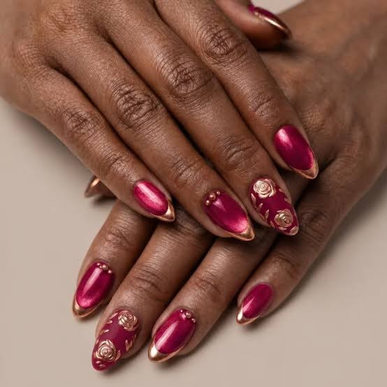 Fuchsia Cat-Eye with Gold Metallic Tips Short Almond Nails Fuchsia Cat-Eye with Gold Metallic Tips Short Almond Nails — Jewel Tone Nails