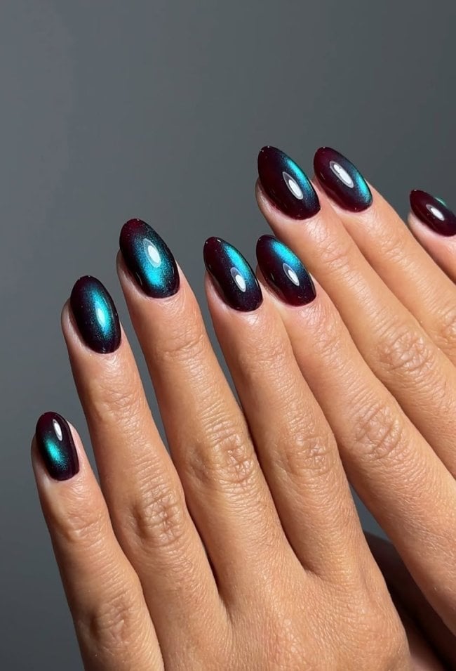Deep Burgundy Teal Cat-Eye Medium Oval Nails Deep Burgundy Teal Cat-Eye Medium Oval Nails — Jewel Tone Nails