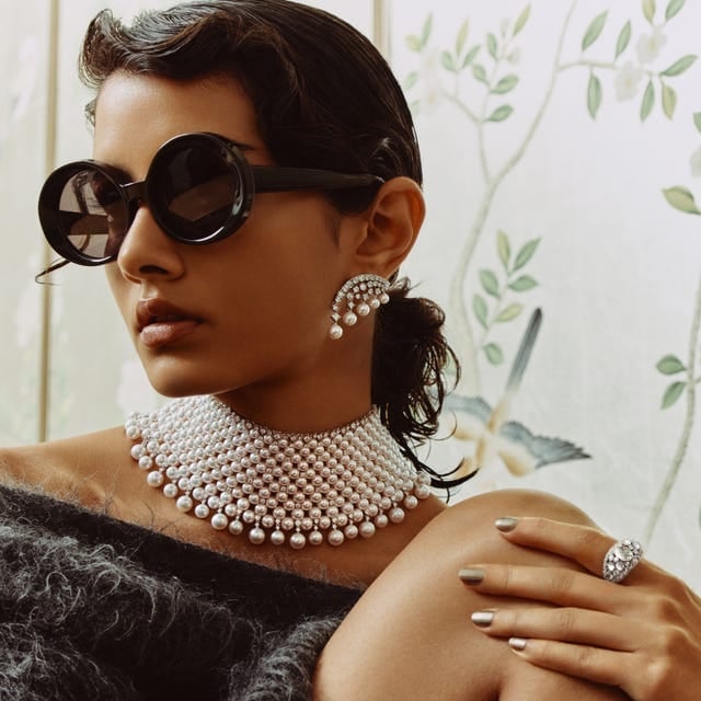 Statement Pearl Choker With Large Statement Ring — Jewelry Trends