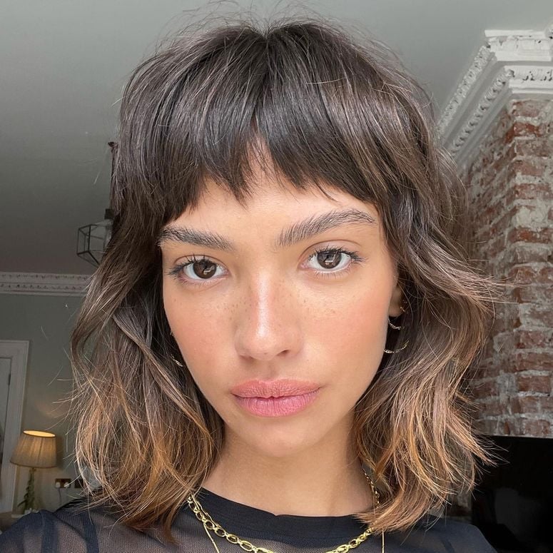 Collarbone Dark Blonde With Face-Framing Layers and Side Part Collarbone Dark Blonde With Face-Framing Layers and Side Part — Layered Hair