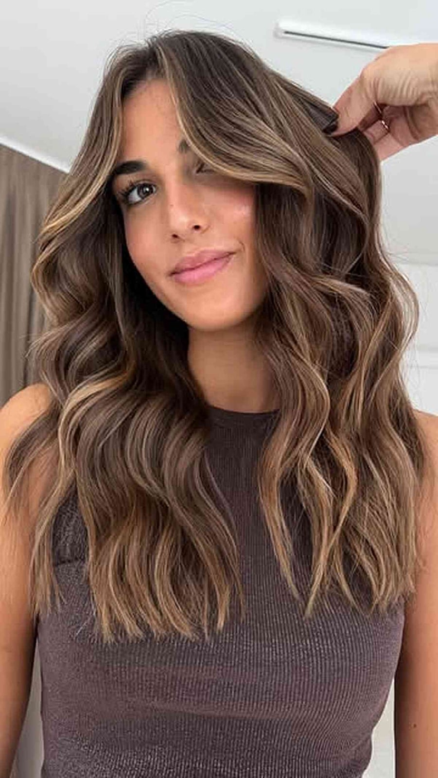 Light Brown Balayage Mid-Back Waves Light Brown Balayage Mid-Back Waves — Light Brown Hair