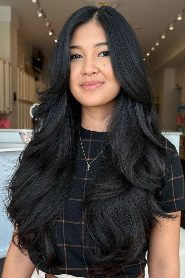 Thick Black Hair With Voluminous Face-Framing Layers Thick Black Hair With Voluminous Face-Framing Layers — Long Haircuts