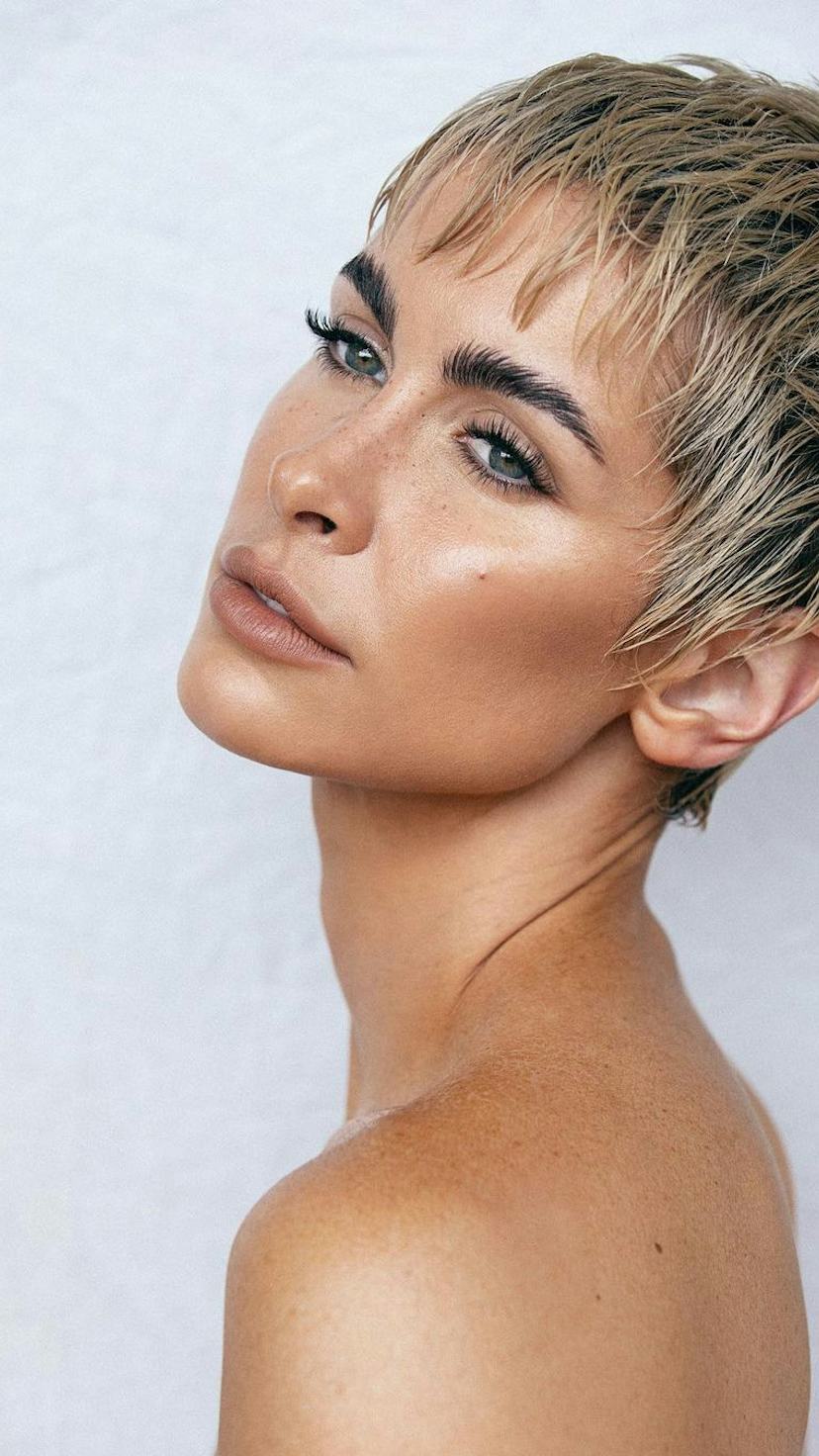 Ash Blonde Pixie With Slicked Back Wet Look Ash Blonde Pixie With Slicked Back Wet Look — Long Pixie