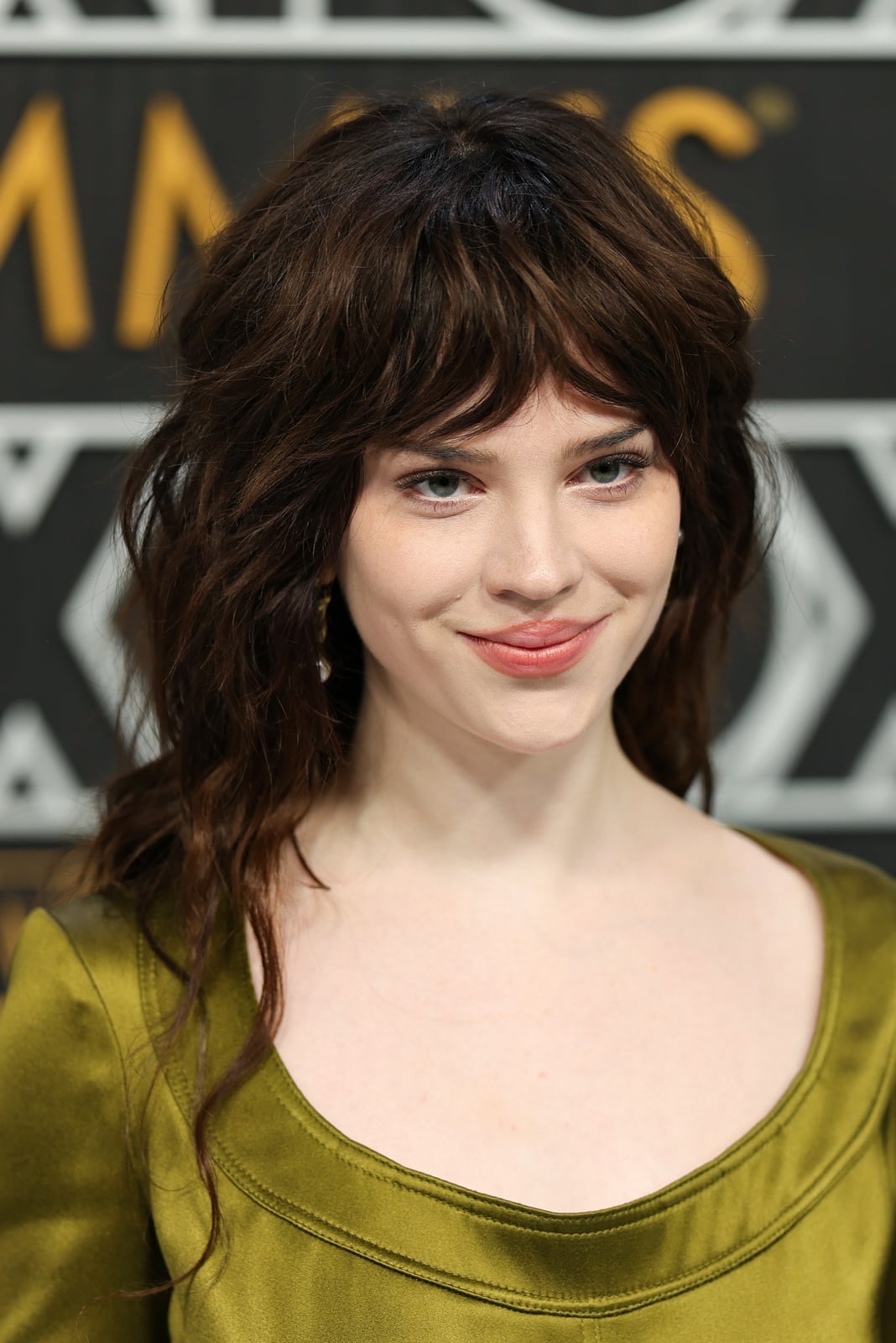 Mid-Back Shag With Full Fringe Mid-Back Shag With Full Fringe — Long Shag