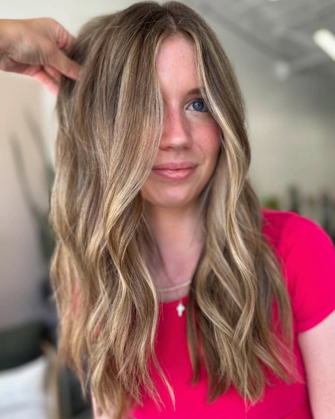 Collarbone Layers With Lighter Blonde Highlights Collarbone Layers With Lighter Blonde Highlights — Low Maintenance Hair Color