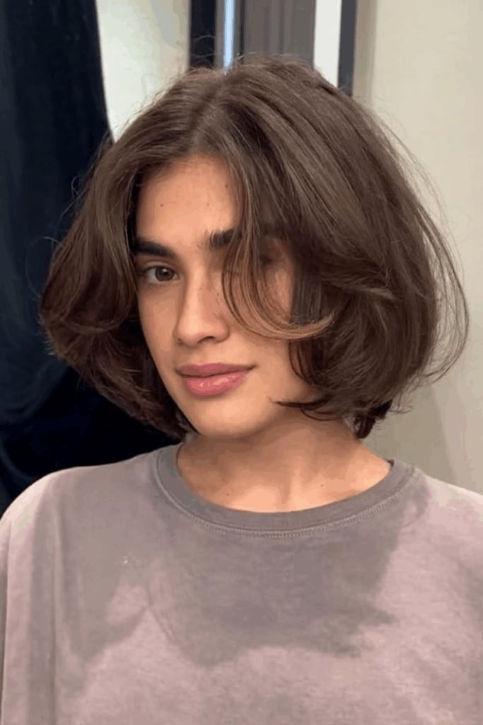 Dark Brown Collarbone Bob With Curtain Bangs Dark Brown Collarbone Bob With Curtain Bangs — Low Maintenance Haircuts