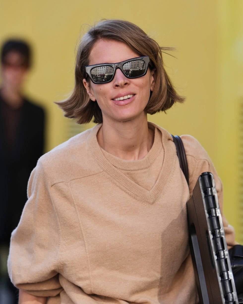 Light Brown Chin Length Blunt Bob Light Brown Chin Length Blunt Bob — Low Maintenance Haircuts