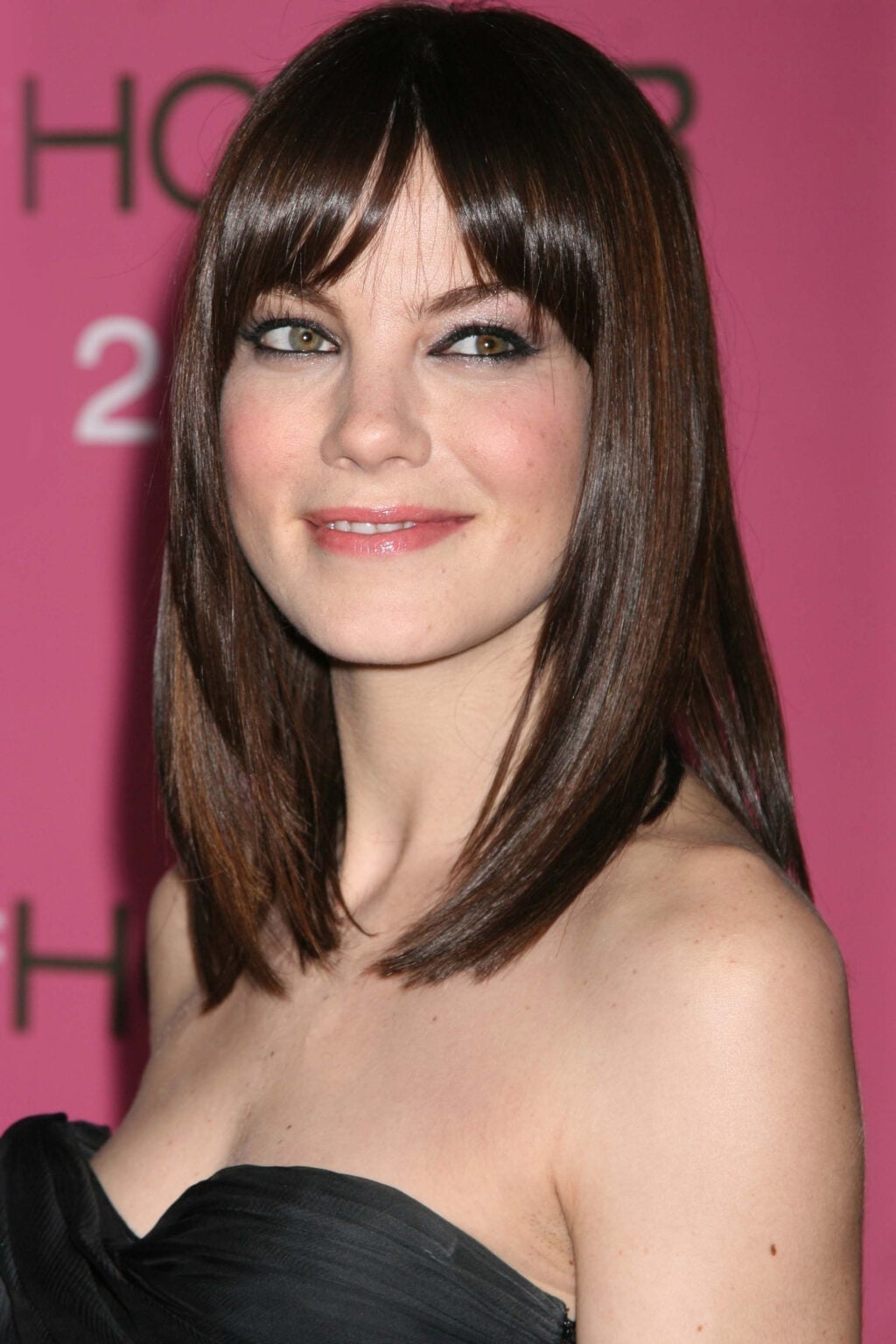 Dark Brown Blunt Bob With Blunt Bangs Dark Brown Blunt Bob With Blunt Bangs — Low Maintenance Haircuts