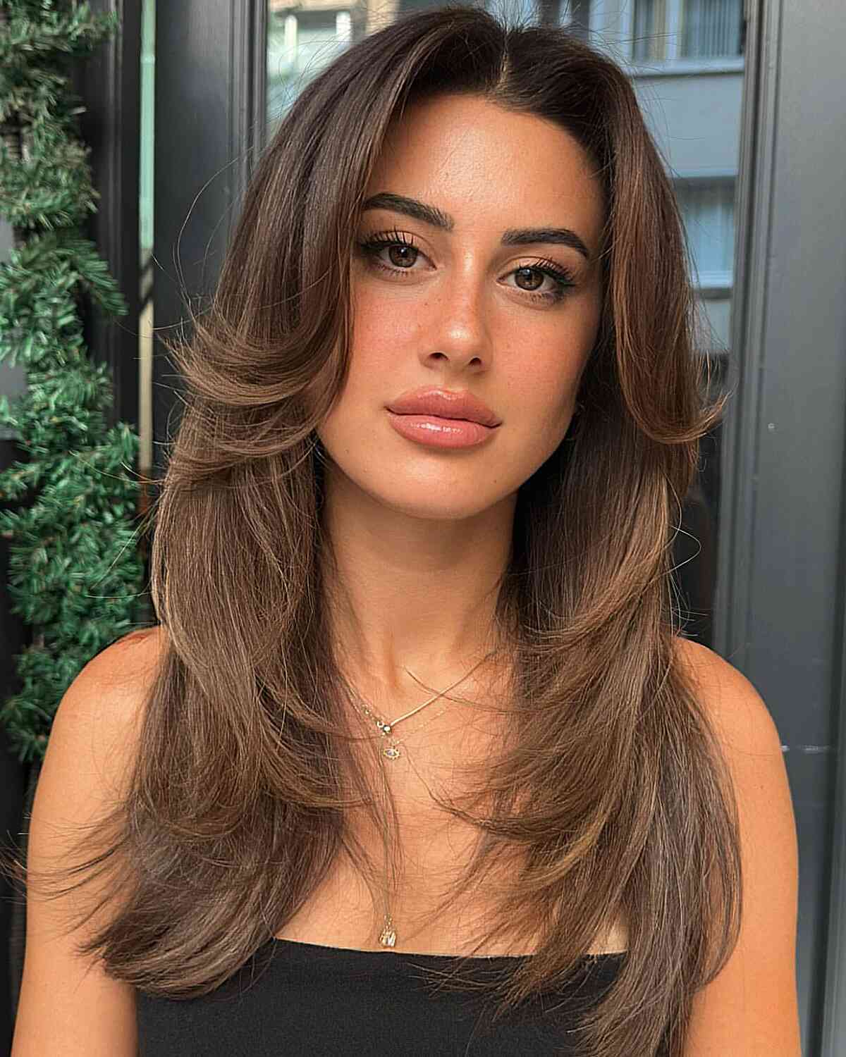 Voluminous Medium Brown Lob With Soft Waves Voluminous Medium Brown Lob With Soft Waves — Low Maintenance Haircuts