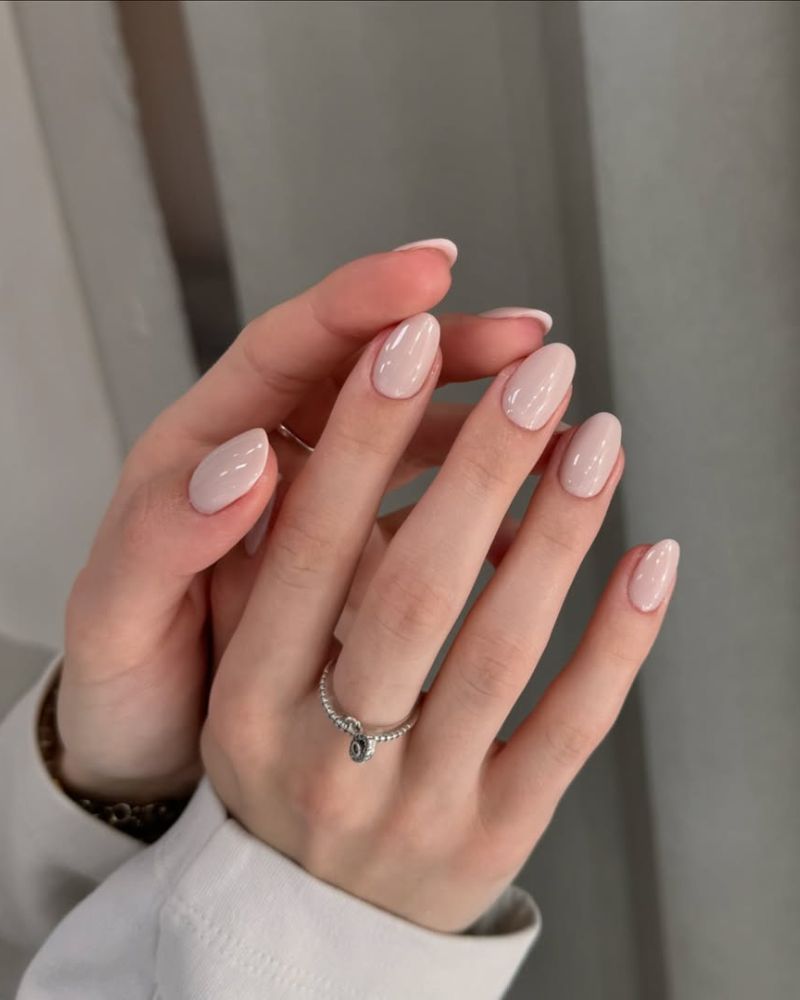 Uniform Sheer Pale Pink Short Oval Nails Uniform Sheer Pale Pink Short Oval Nails — Low Maintenance Nails