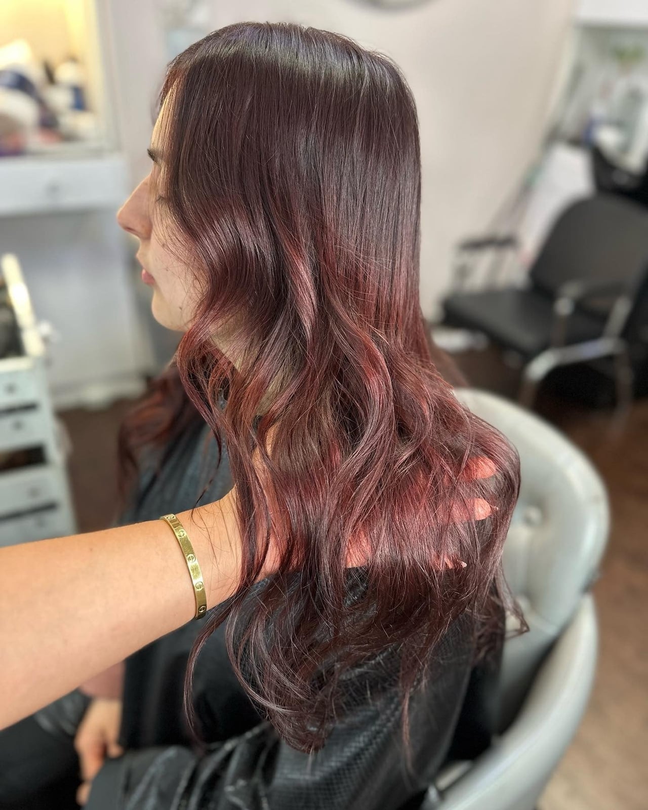 Collarbone Mahogany With Pinkish Highlights — Mahogany Hair