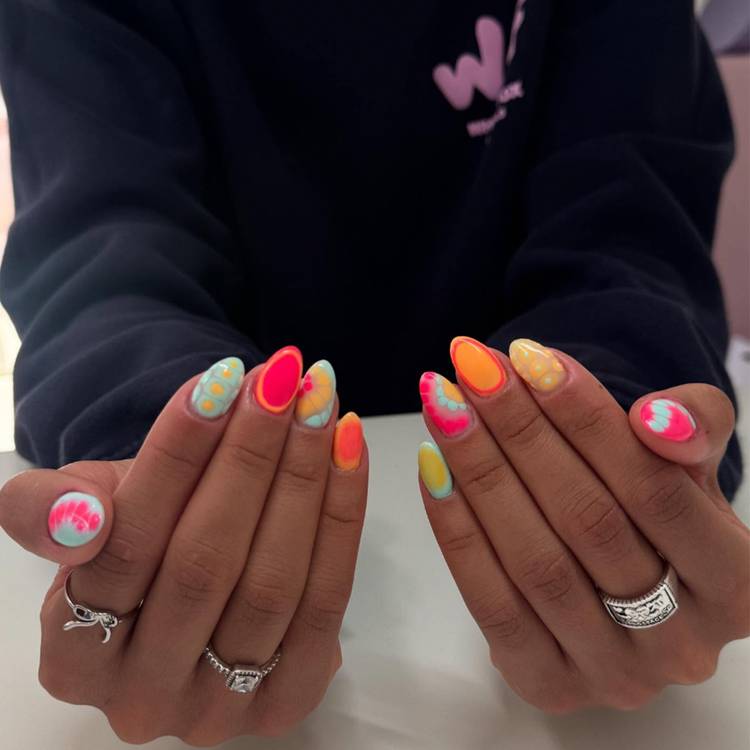 Neon Tie-Dye Medium Almond Nails Neon Tie-Dye Medium Almond Nails — Medium Nails