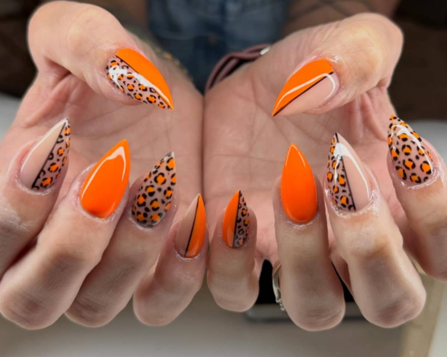 Bright Orange Leopard Print Medium Stiletto Nails Bright Orange Leopard Print Medium Stiletto Nails — Medium Nails