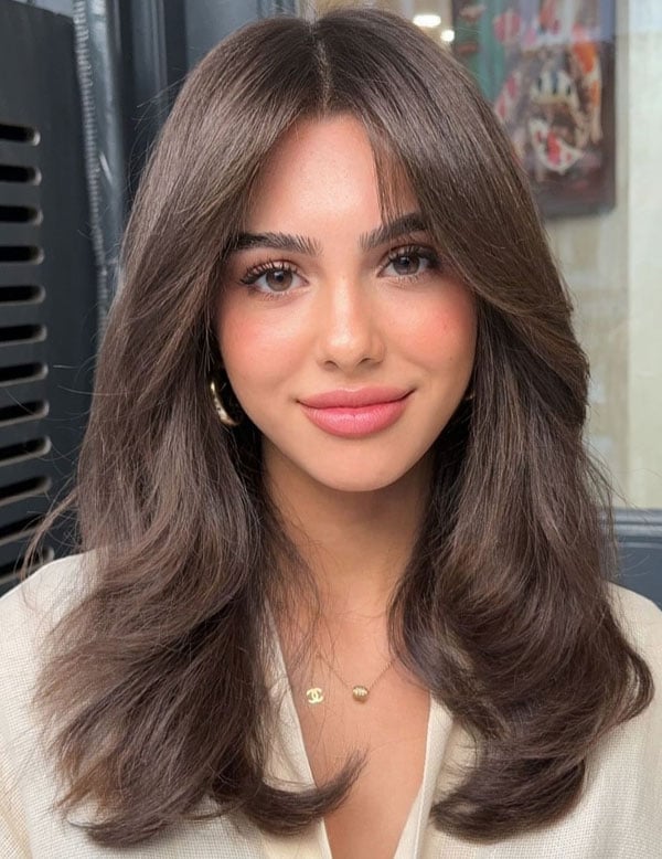 Collarbone Layers With Soft Curtain Bangs Collarbone Layers With Soft Curtain Bangs — Mid Length Haircuts