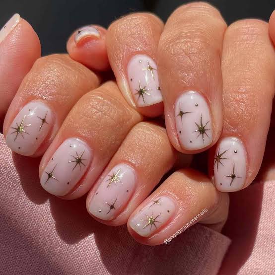 Milky White Star Art Short Square Milky White Star Art Short Square — Milky White Nails