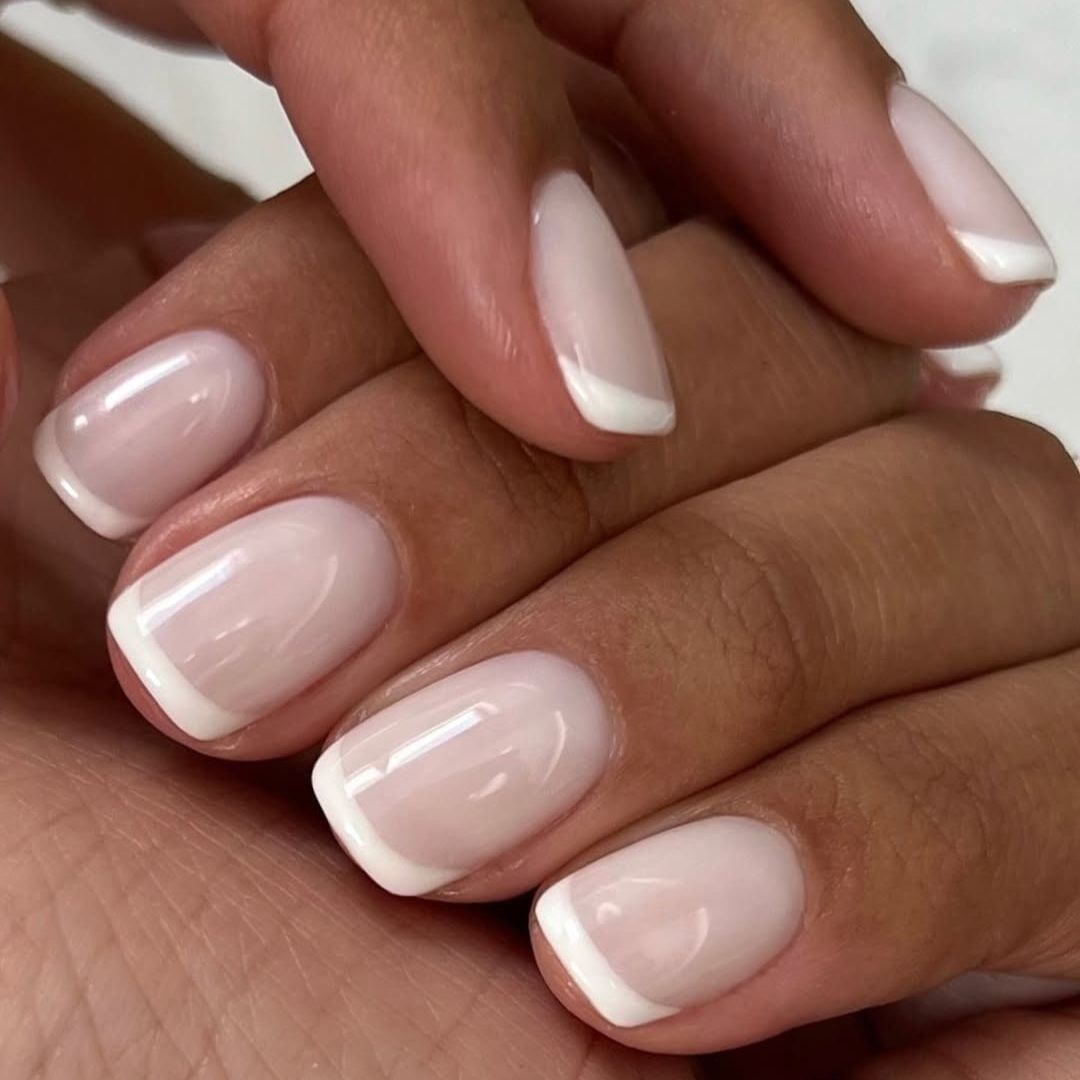 Milky White French Tip Short Oval Milky White French Tip Short Oval — Milky White Nails