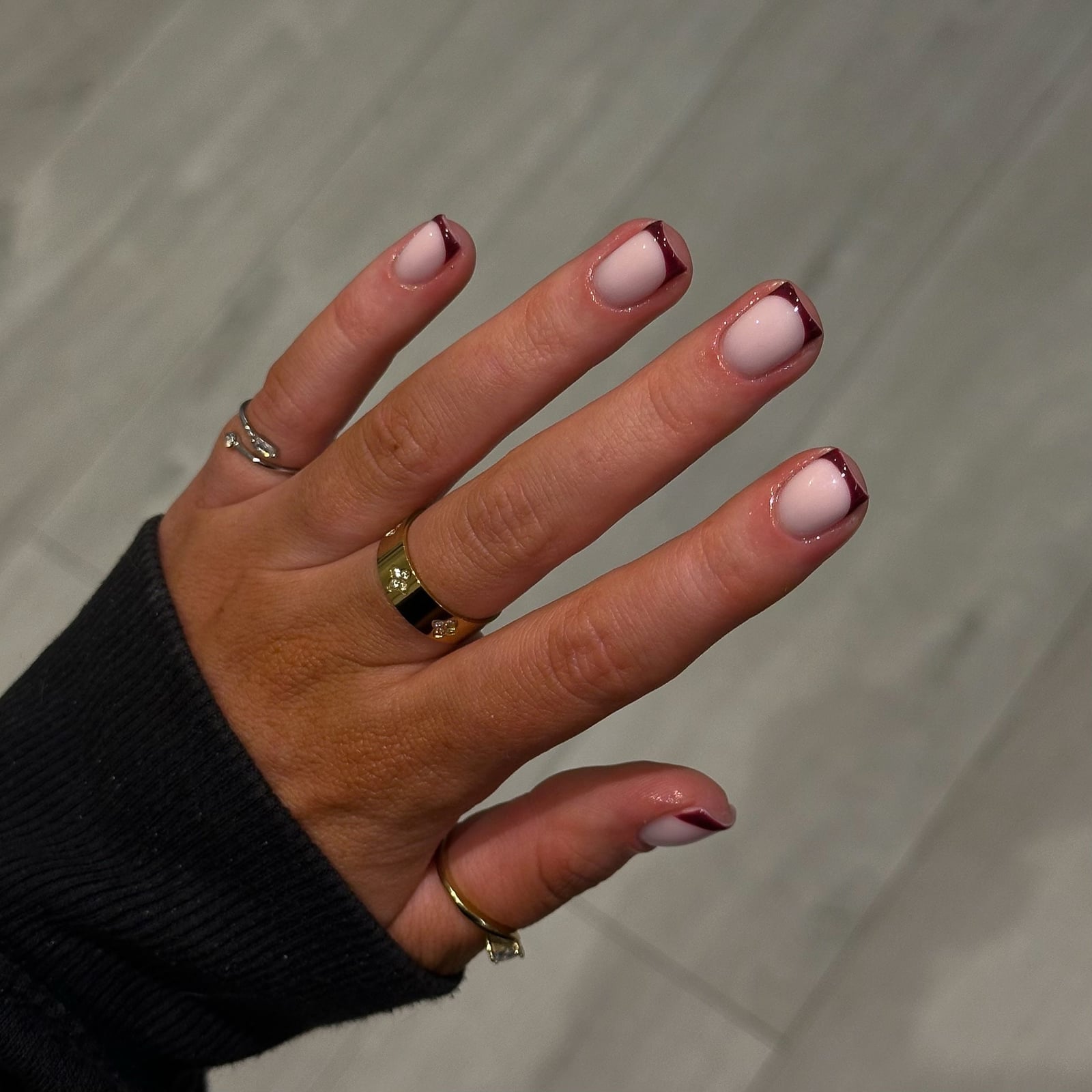 Short Square Nails With Deep Red French Tip — Minimalist Nails