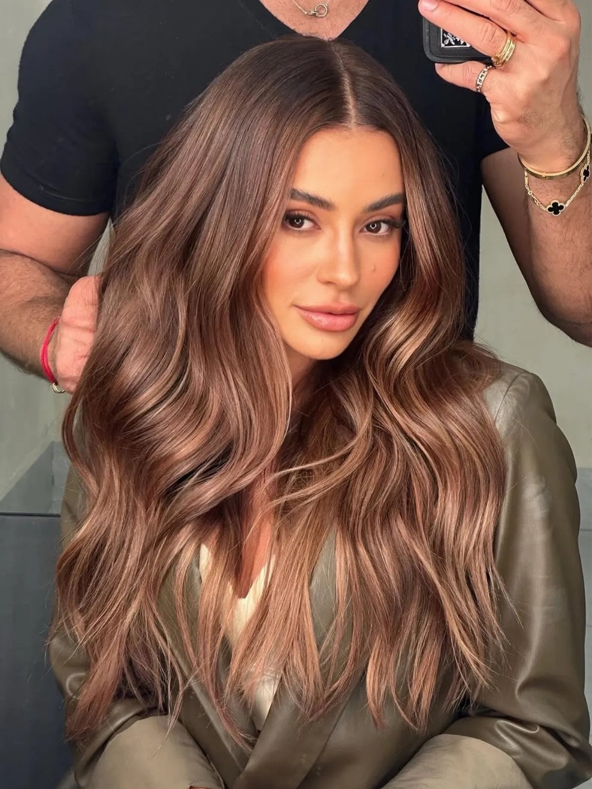 Collarbone Warm Mocha Brown Balayage Waves — Mocha Brown Hair
