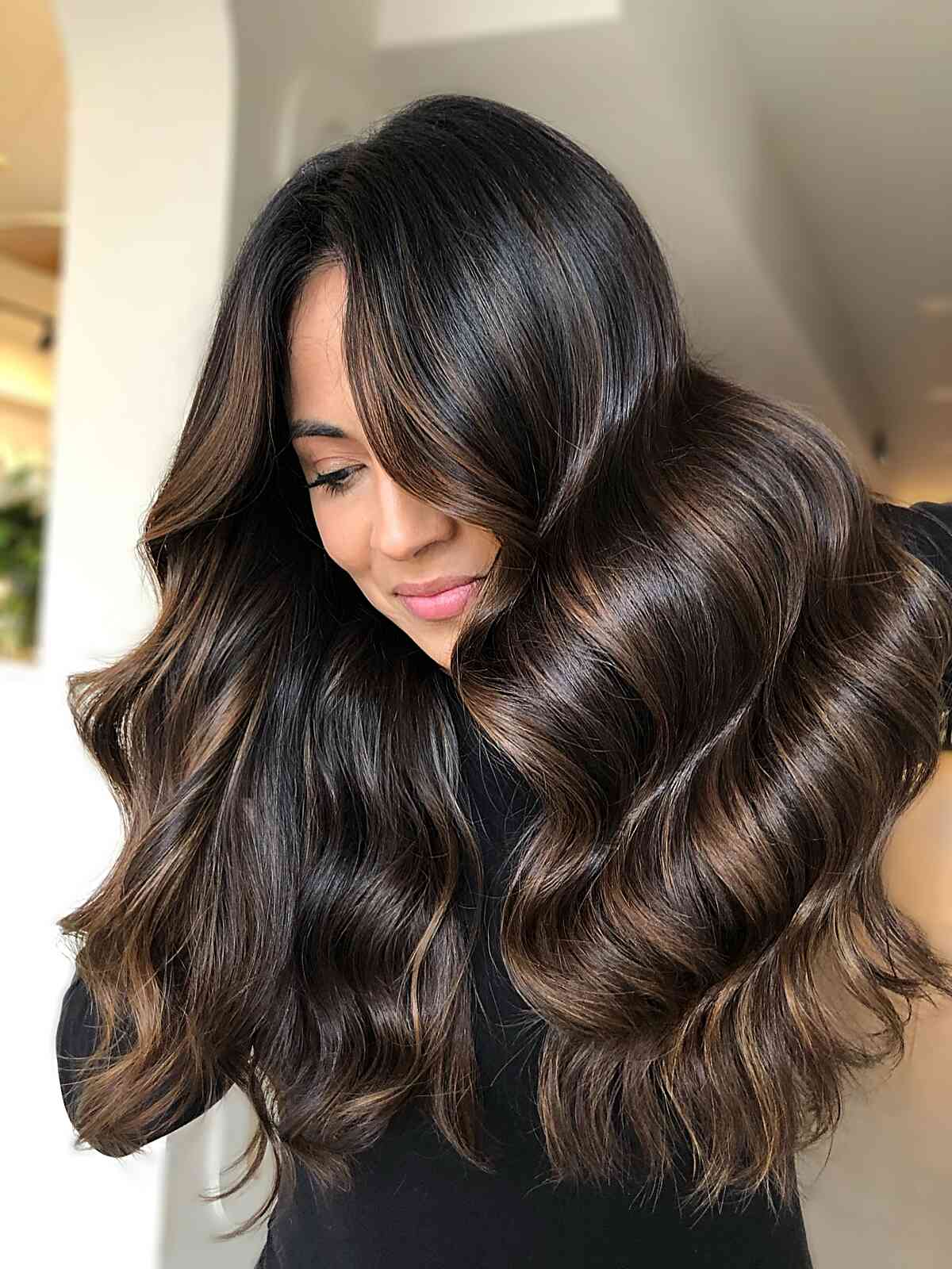 Mid-Back Mocha Brown Balayage With Side Bangs — Mocha Brown Hair