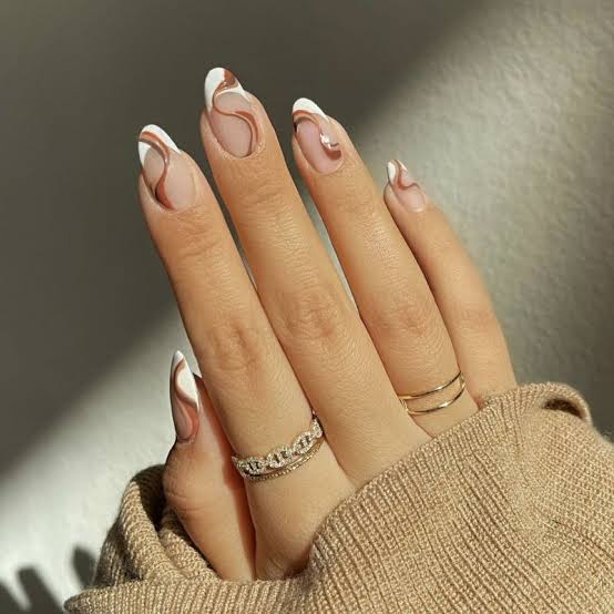 White Base Mocha Swirl Medium Almond Nails — Mocha Nails