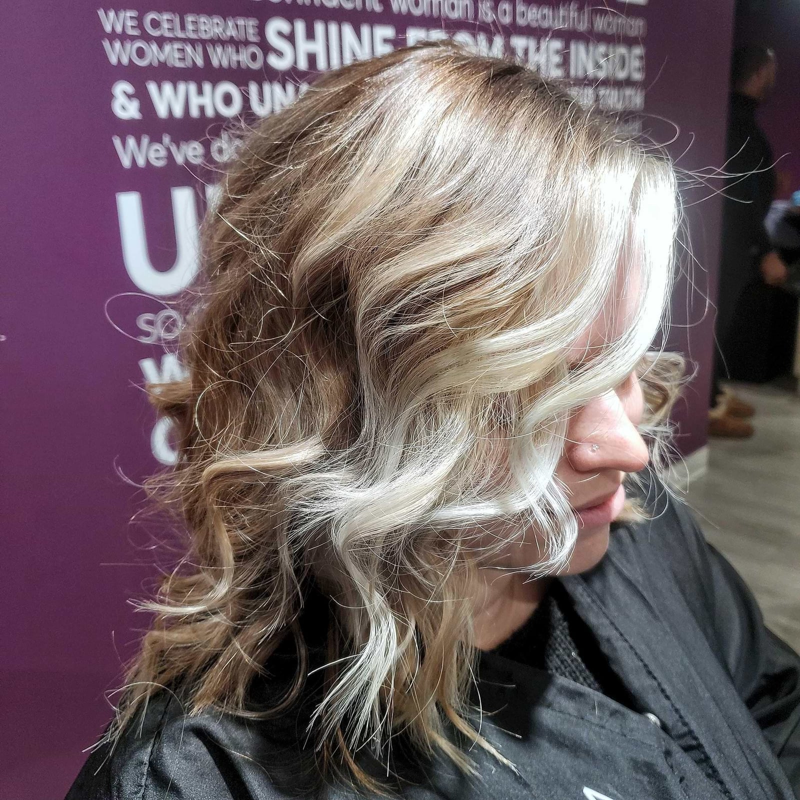 Long Dark Base With Blonde Money Piece Highlights Long Dark Base With Blonde Money Piece Highlights