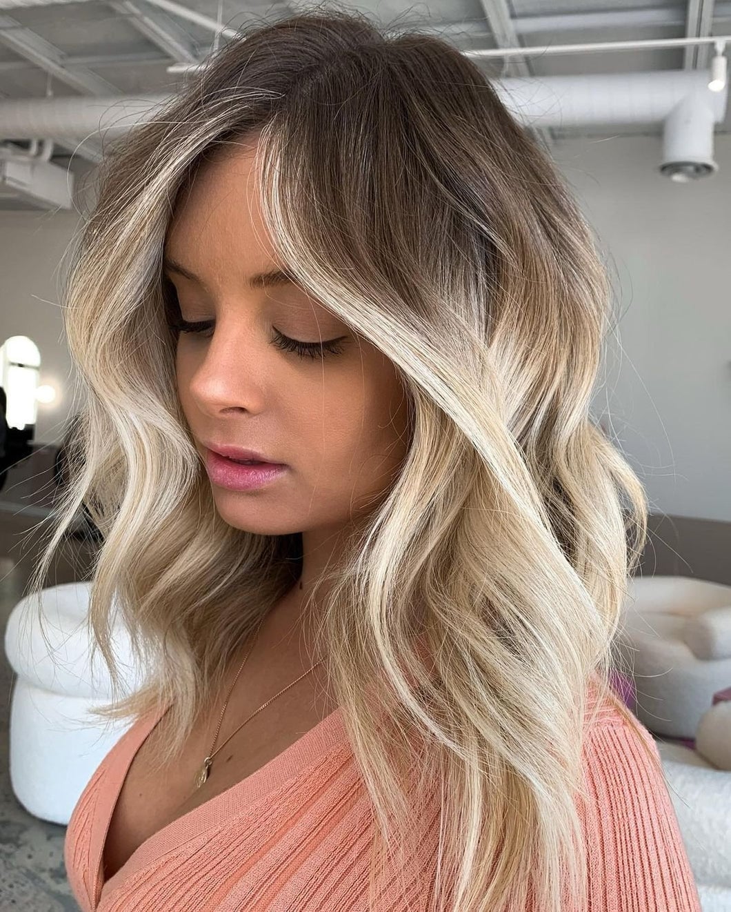 Collarbone Dark Brown With Platinum Blonde Money Piece, Lob Collarbone Dark Brown With Platinum Blonde Money Piece, Lob
