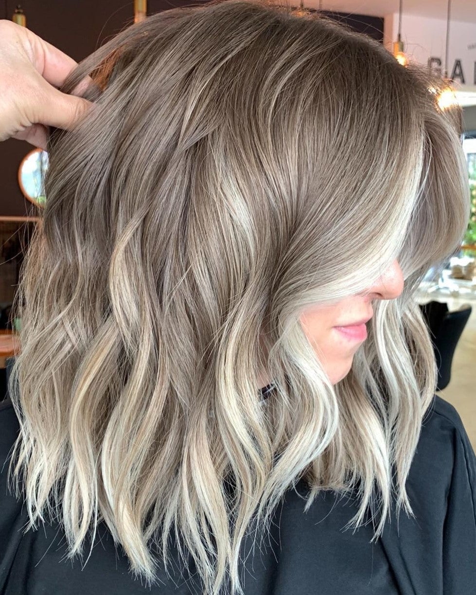 Collarbone Ash Blonde With Platinum Money Piece, Wavy Blowout Collarbone Ash Blonde With Platinum Money Piece, Wavy Blowout