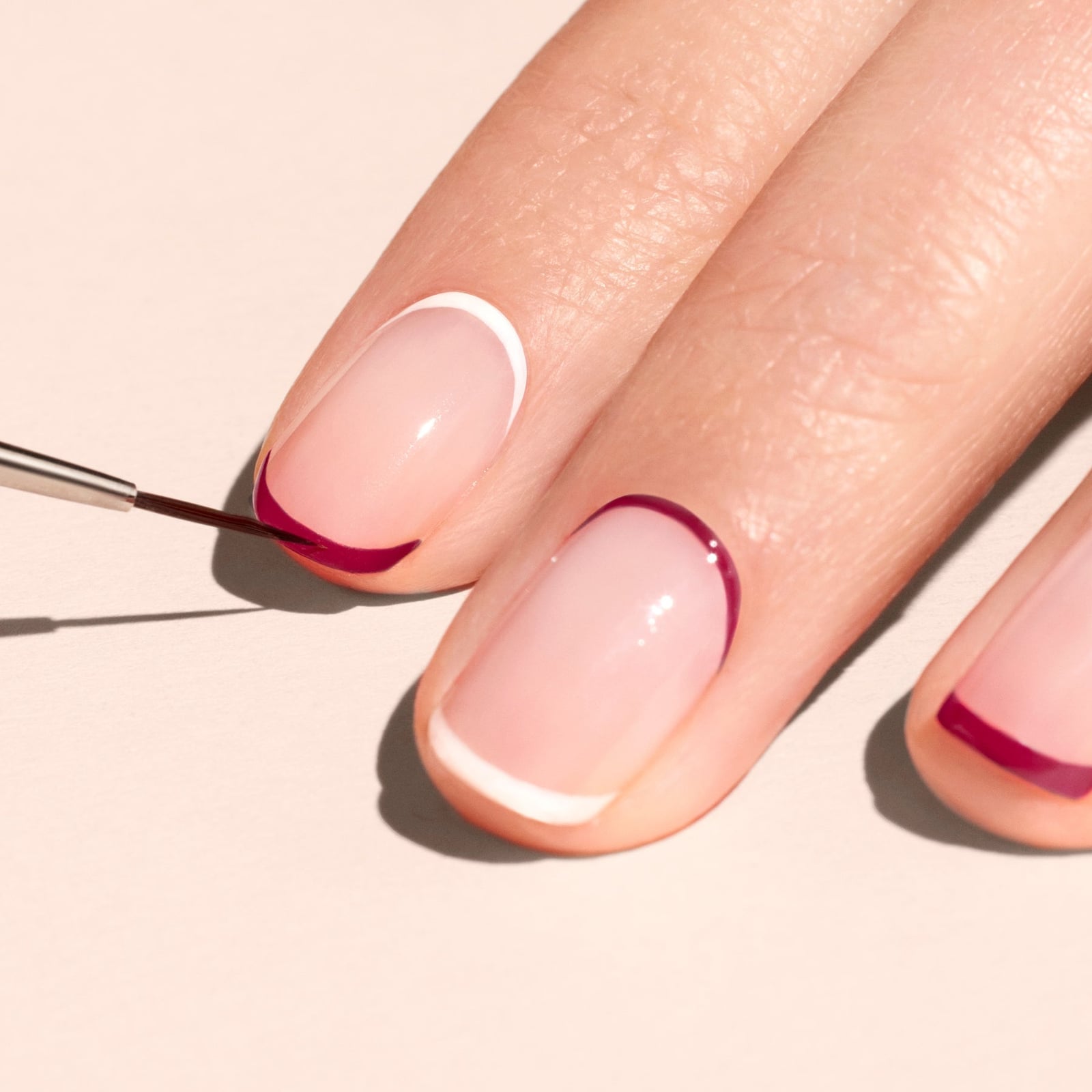 Burgundy Outline French Tip Short Square Nails Burgundy Outline French Tip Short Square Nails — Nail Shapes