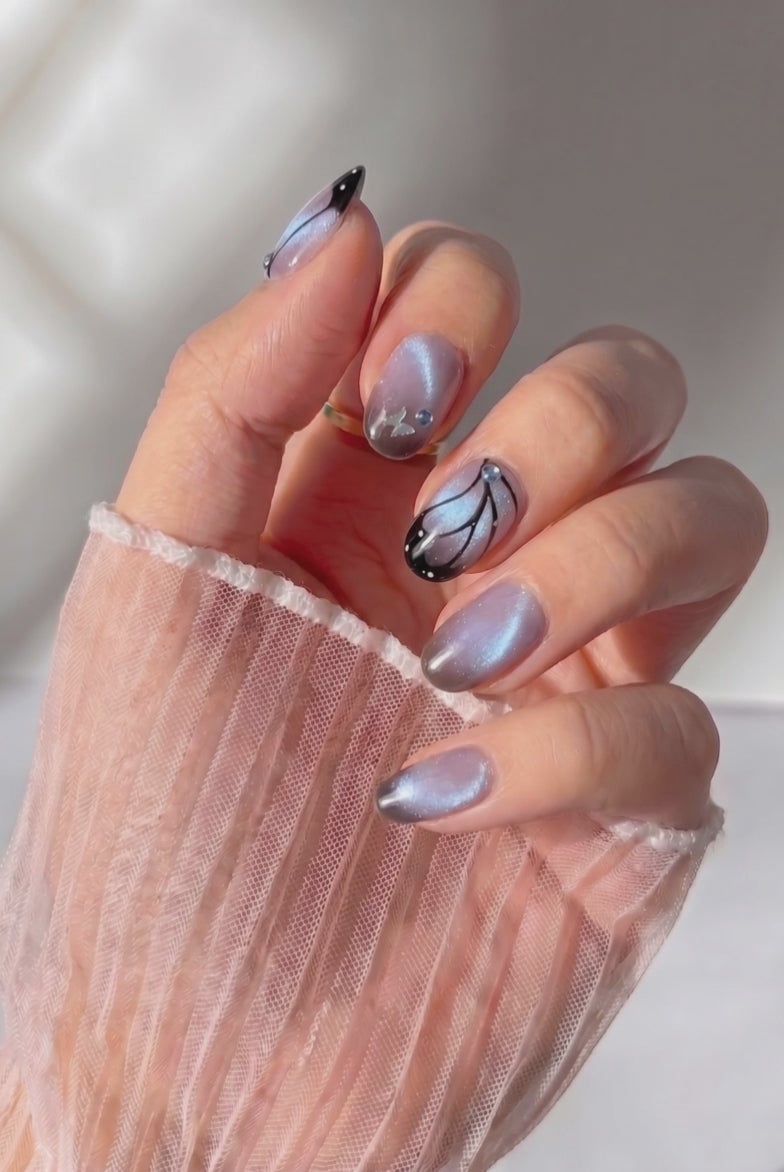 Lilac Gray Iridescent Cat Eye Feather Nails Lilac Gray Iridescent Cat Eye Feather Nails — Nail Shapes