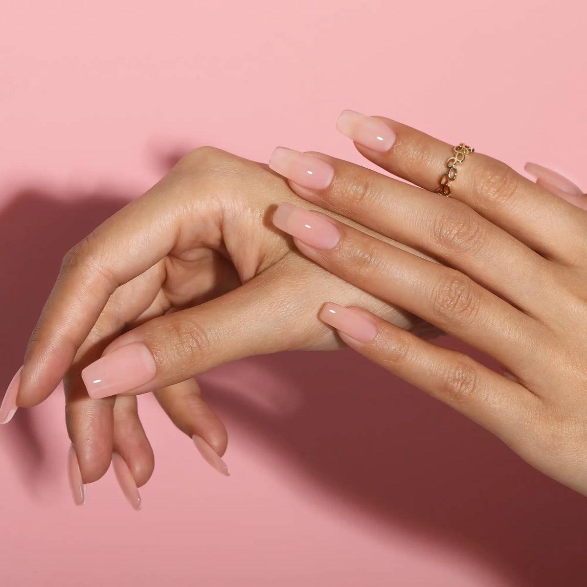 Sheer Milky Pink Glossy Medium Square Nails, полупрозрачный розовый Sheer Milky Pink Glossy Medium Square Nails, полупрозрачный розовый — Nail Shapes