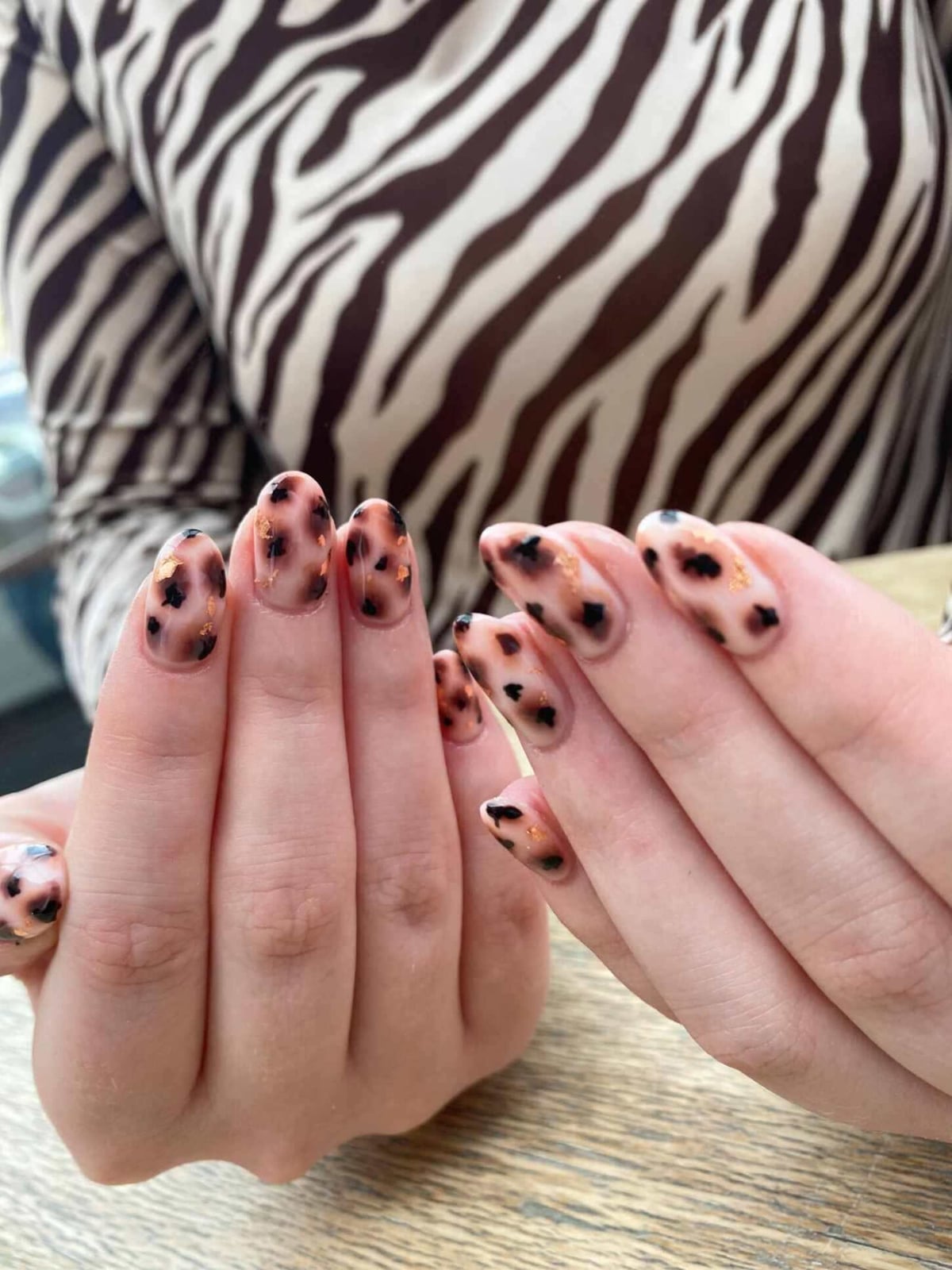 Natural Leopard Print Medium Almond Nails Natural Leopard Print Medium Almond Nails — Nails for Blondes