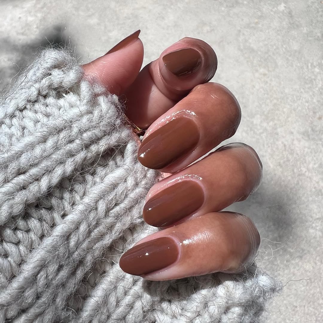 Medium Almond Rich Brown Glossy Nails, Solid Color Medium Almond Rich Brown Glossy Nails, Solid Color — Nails for Dark Skin