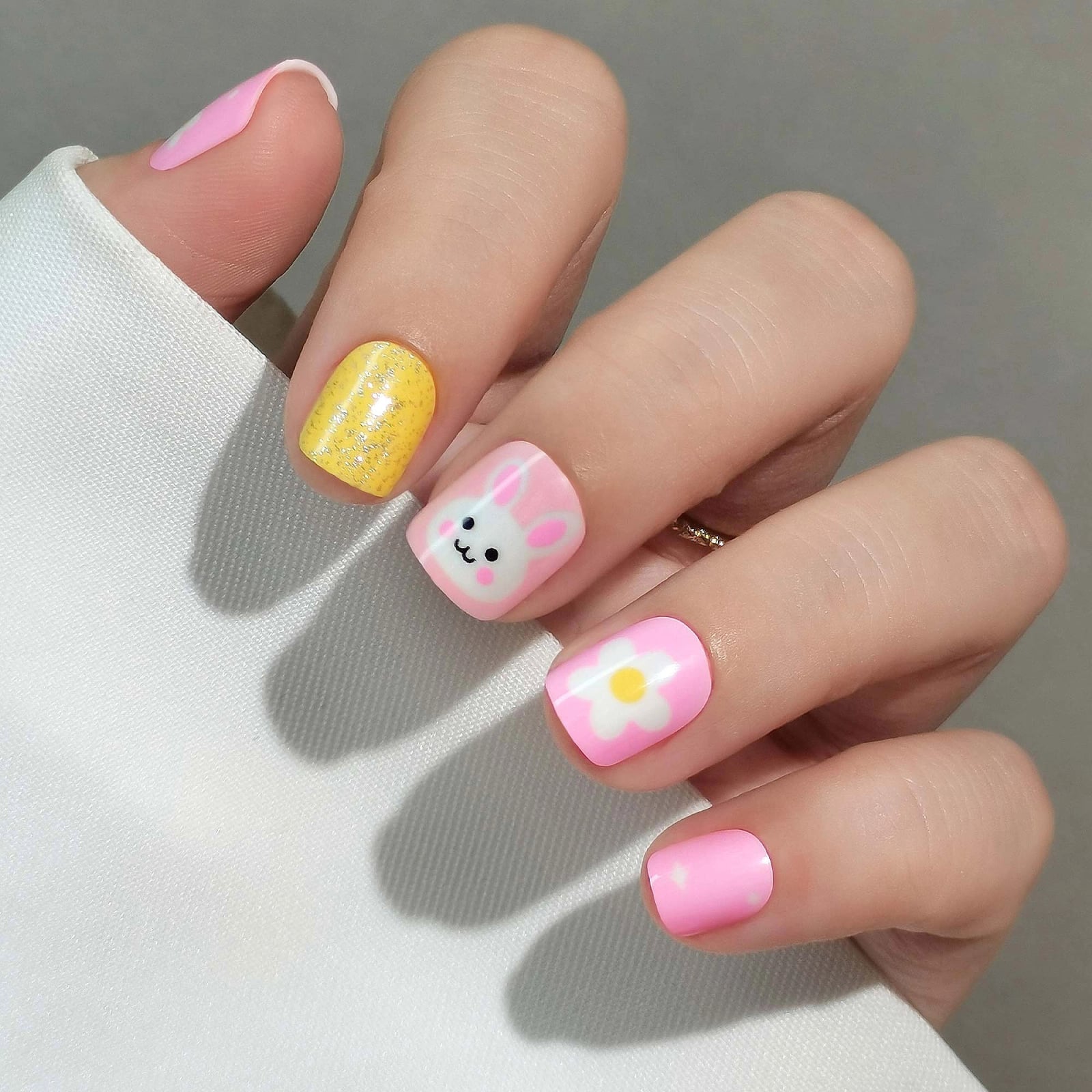 Short Square Nails With Bunny And Flower Glitter Accents Short Square Nails With Bunny And Flower Glitter Accents — Nails for Kids
