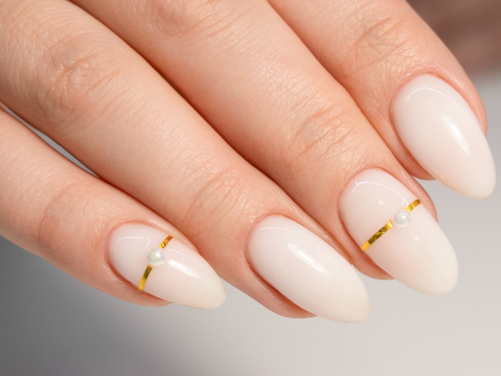Milky Off-White with Gold Strip Short Almond Nails Milky Off-White with Gold Strip Short Almond Nails — Nails for Older Women