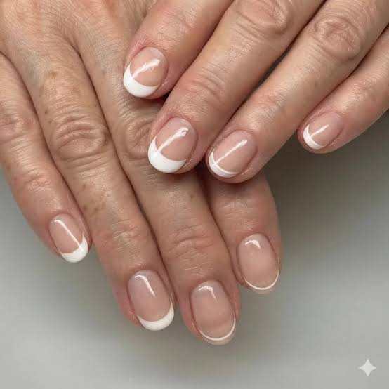 Classic French Manicure Short Oval Nails Classic French Manicure Short Oval Nails — Nails for Older Women