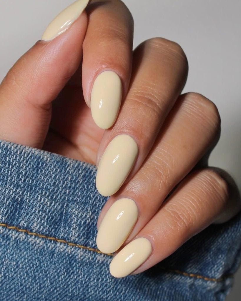 Pale Buttery Yellow Glossy Short Almond Nails — Nails for Olive Skin