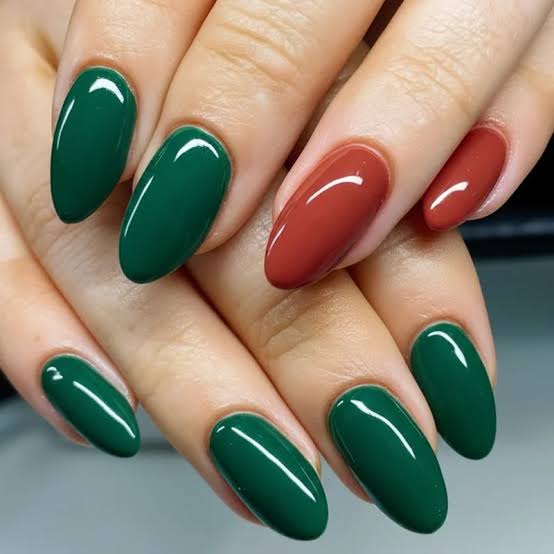 Deep Green And Terracotta Red Glossy Nails — Nails for Olive Skin