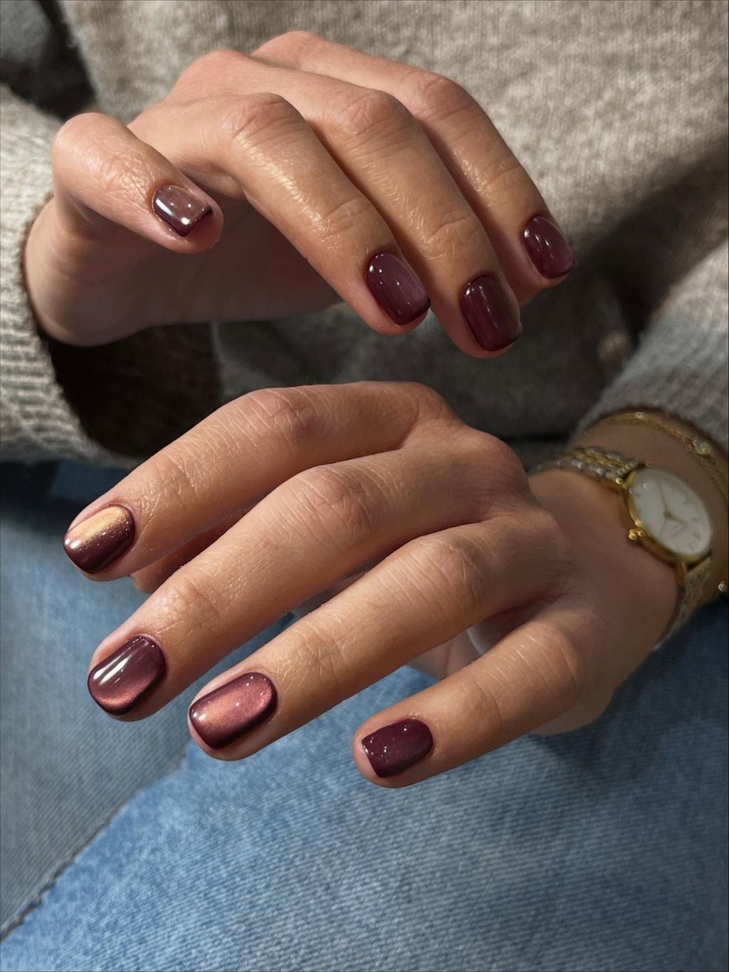 Deep Plum Golden Shimmer Cat-Eye Short Square Nails Deep Plum Golden Shimmer Cat-Eye Short Square Nails — Nails for Tan Skin