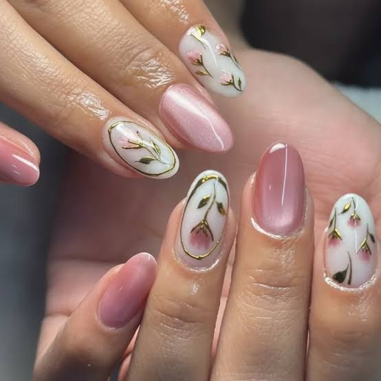 Short Oval Milky White Gold Floral Cat Eye Nails Short Oval Milky White Gold Floral Cat Eye Nails — Nails for Teens