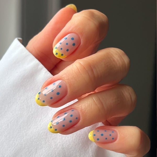 Short Oval Yellow French With Blue Polka Dots, Glossy Short Oval Yellow French With Blue Polka Dots, Glossy — Nails for Tweens