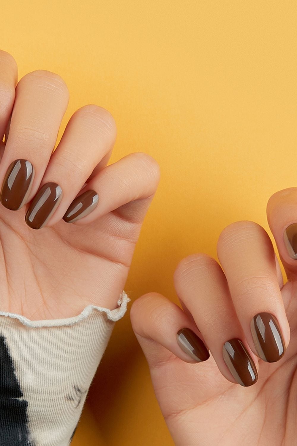 Medium Brown Gradient Short Oval Nails — Neutral Nails