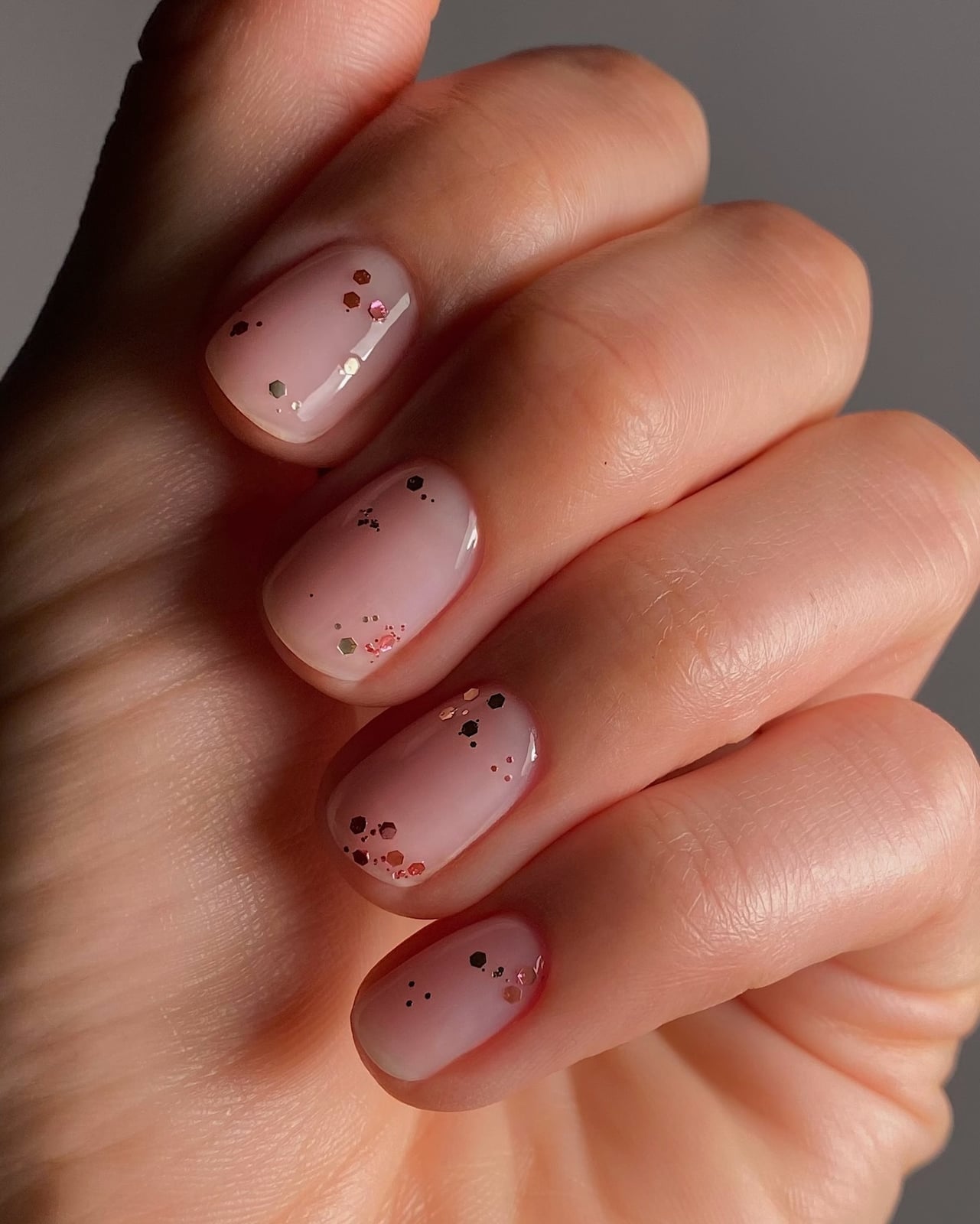 Sheer Pink Glitter Short Oval Nails Sheer Pink Glitter Short Oval Nails — Nurse Nails