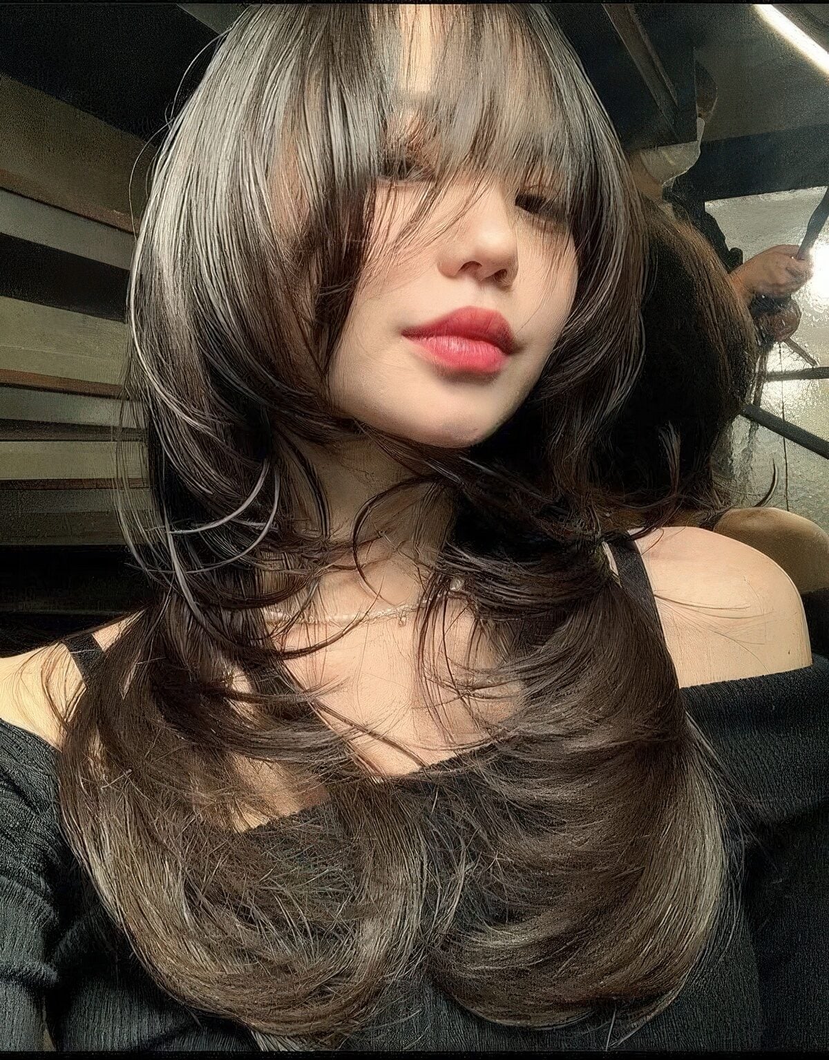 Mid-Back Octopus Blend With Full Bangs Mid-Back Octopus Blend With Full Bangs — Octopus Haircut