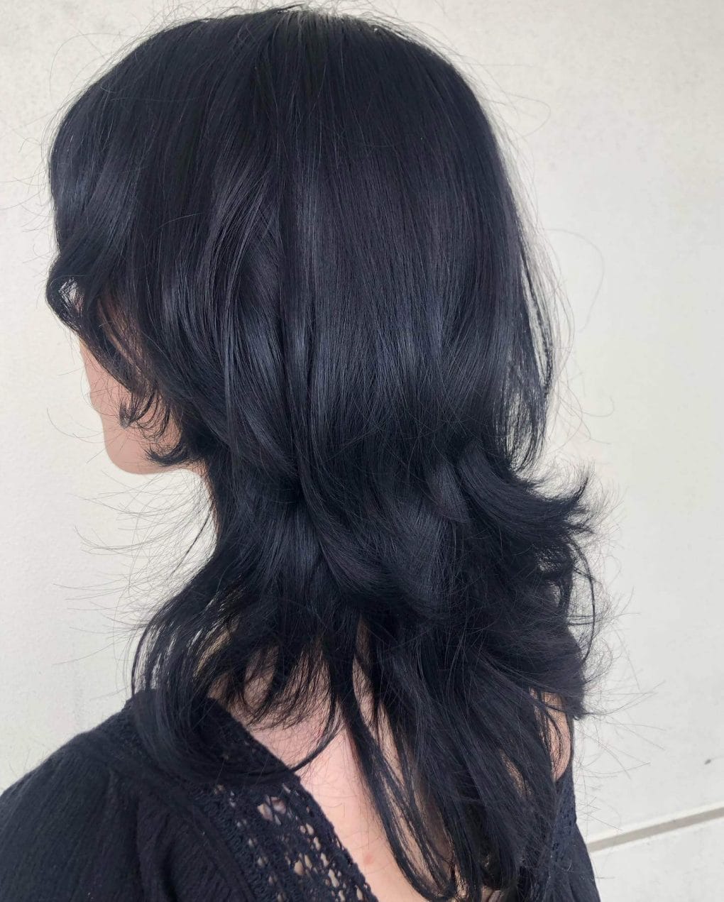 Mid-Back Octopus With Long Wispy Layers Mid-Back Octopus With Long Wispy Layers — Octopus Haircut