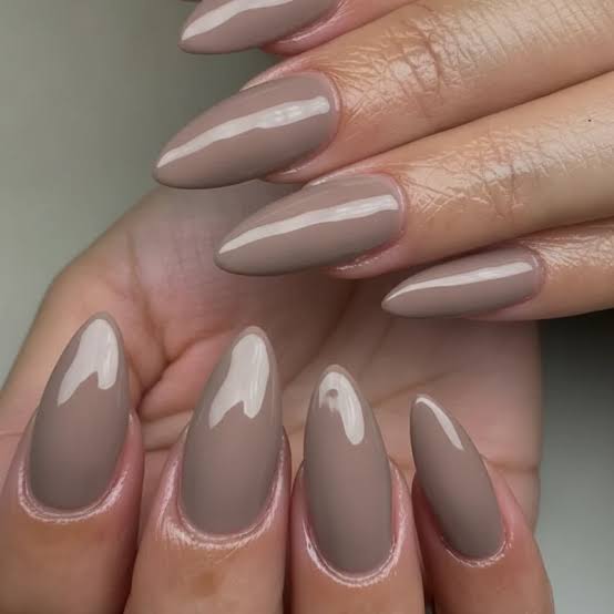 Long Almond Taupe Brown Nails With White Detail — Office Nails