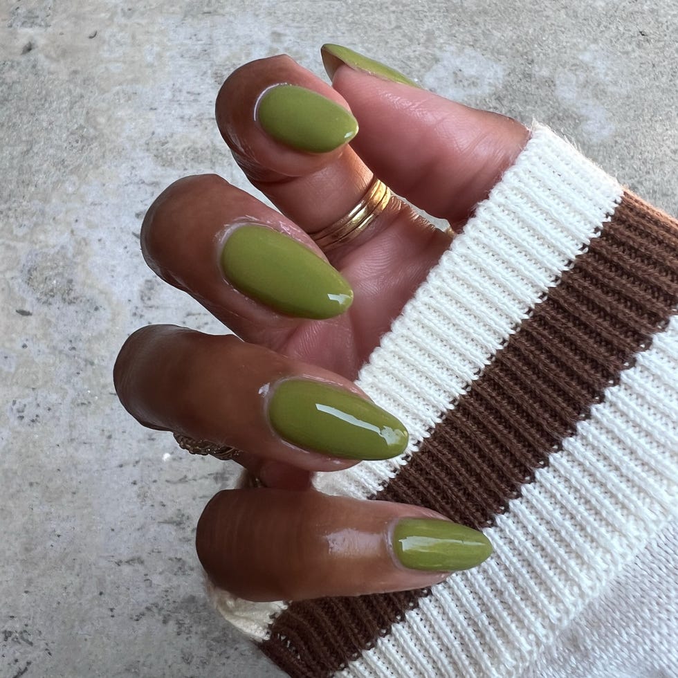 Vibrant Olive Green Medium Almond Nails — Olive Green Nails