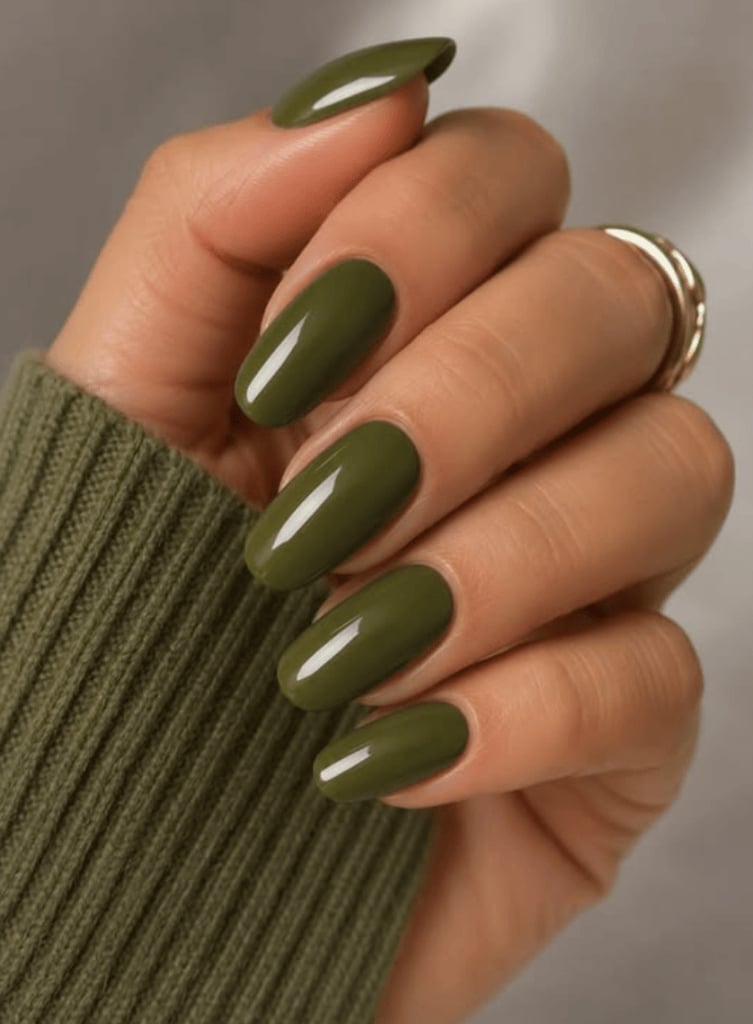 Rich Olive Green Medium Oval Nails — Olive Green Nails