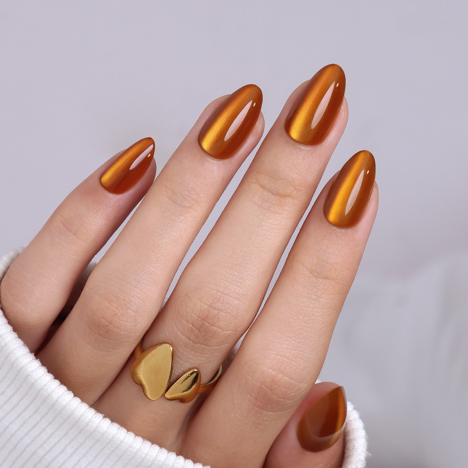 Mesmerizing Burnt Orange Cat-Eye Almond Nails — Orange Nails