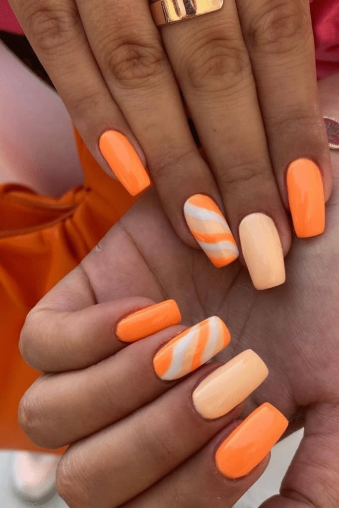 Orange Peach Swirl Short Square Nails, Close-Up Take — Orange Nails